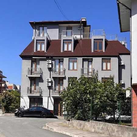 Guest House Petrovi Ravda Exterior foto